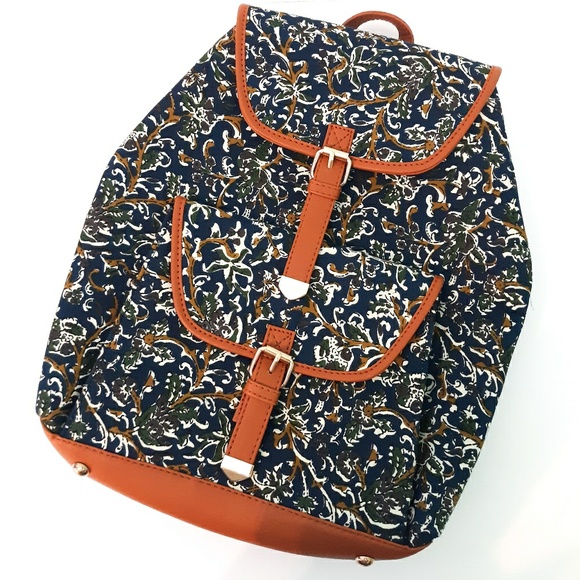 Handbags - ❤ NWOT fabric backpack